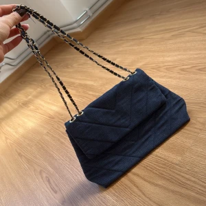 Väska  - Blå väska från shein 