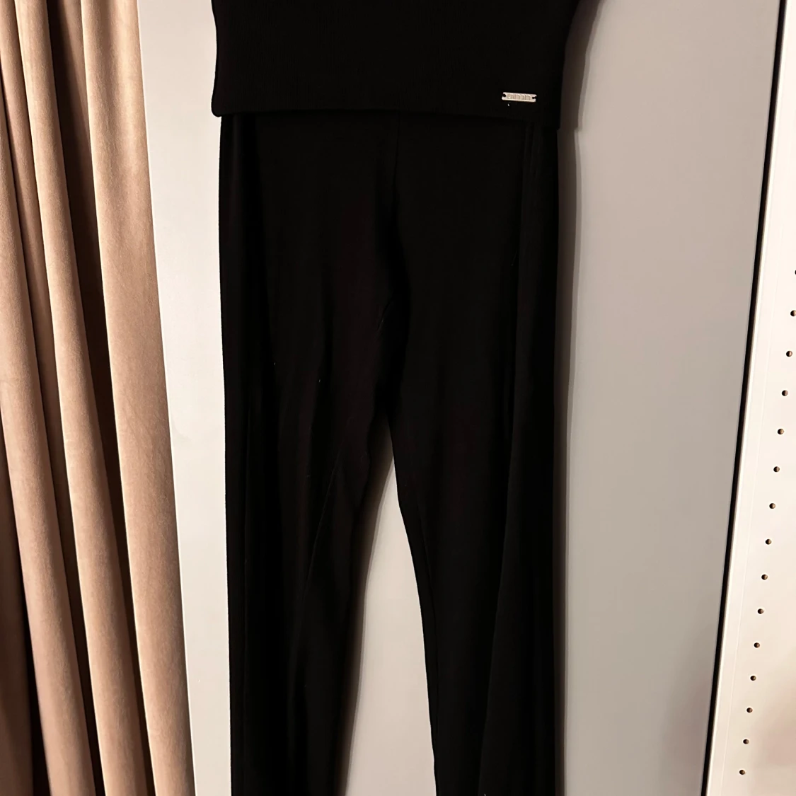 Svart set från Aim'n - 3