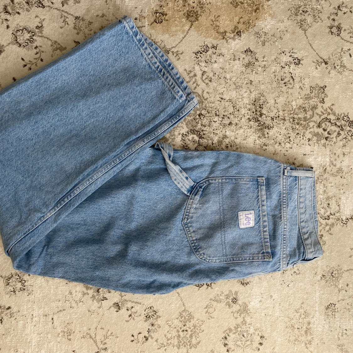 Ljusblå jeans från Lee x H&M - 2