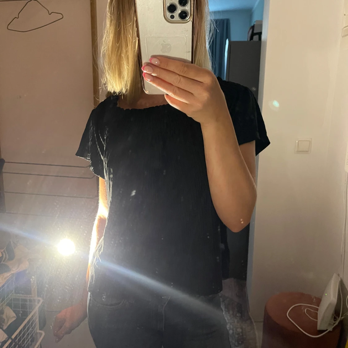 Svart offshoulder blus med resår