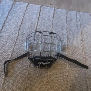 Jofa 480M galler, (HELT NYTT) - Säljer ett helt nytt Jofa galler i storlek M. 