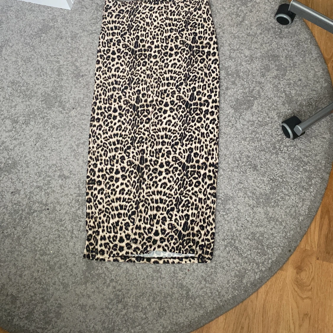Leopardmönstrad långkjol  - 1