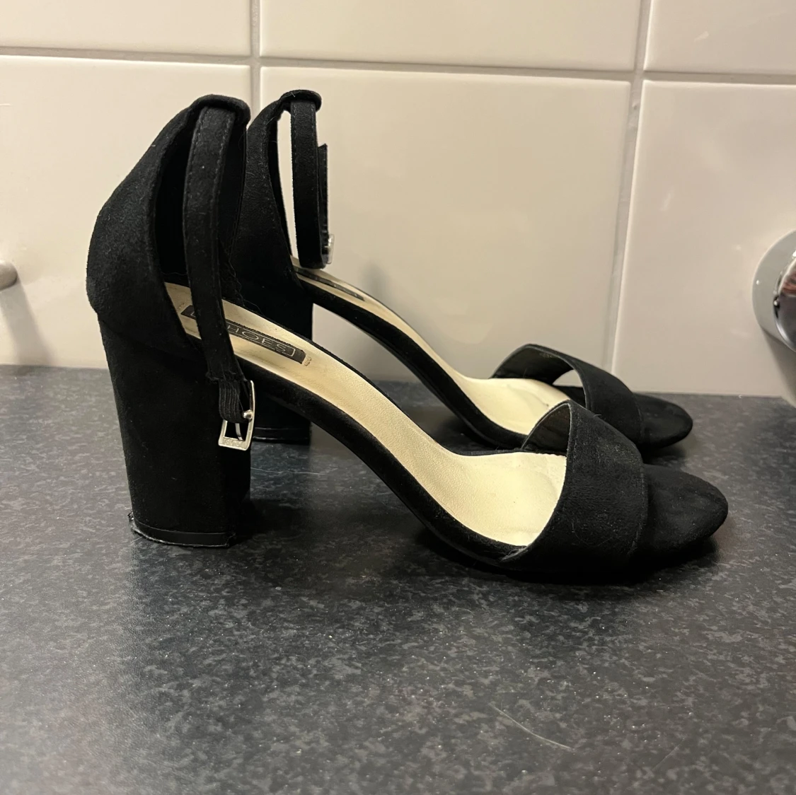 Svarta klackskor från Nelly - 1