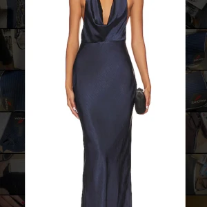 Balklänning - Intressekoll på min fina balklänning Posey från Runaway the Label. Slutsåld överallt och väldigt populär! Verkligen så himla fin. Använd en gång på min vintergala men skulle vara sååå fin till bal också. Säljes nytvättad. Strl 36, fin på mig som är 173cm lång jag kunde ha klackar till. Köpte för 1500kr