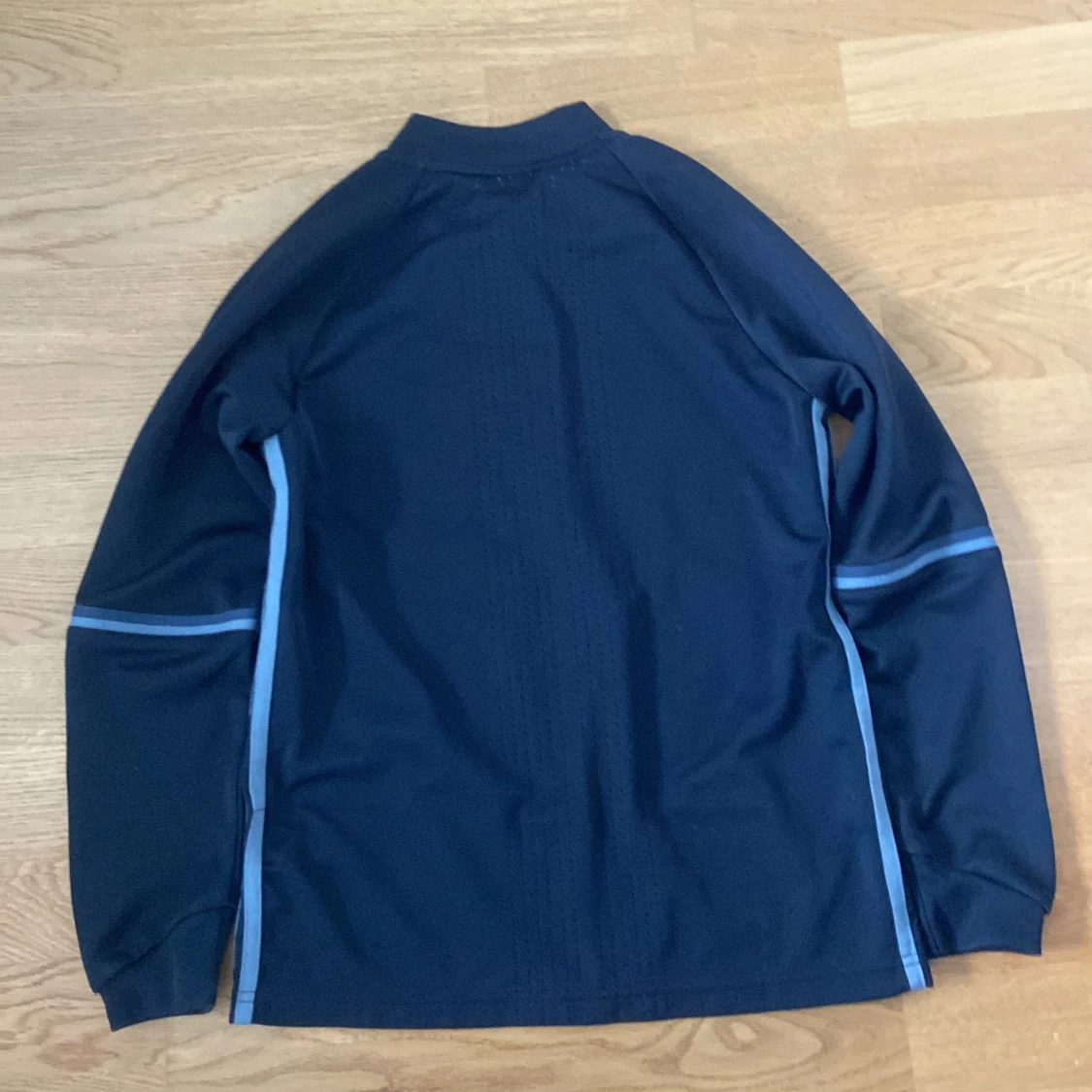 Svart träningsjacka från Adidas - 1