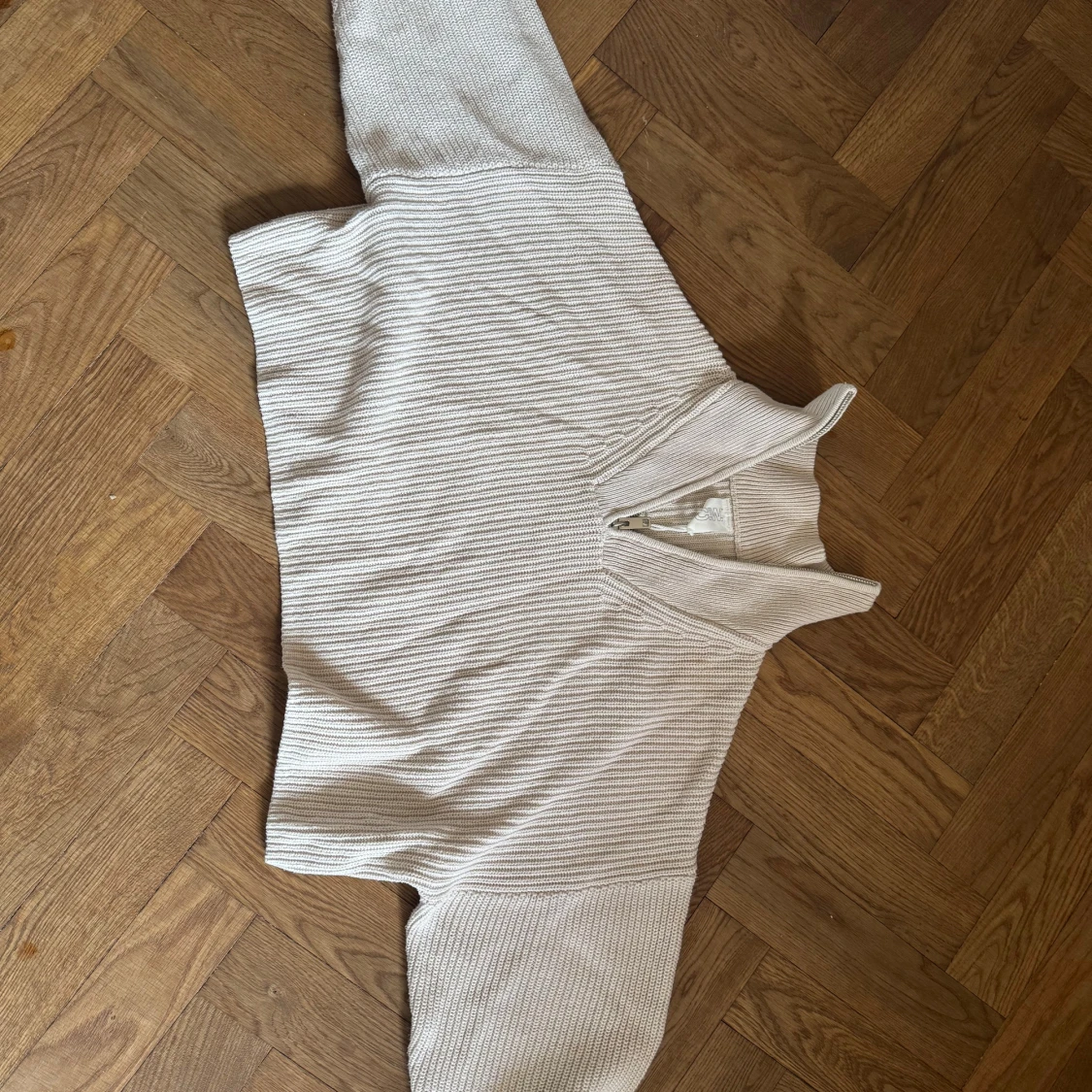 Beige zip tröja med dragkedja från Carin wester - 4