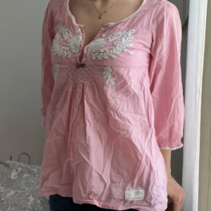 Rosa blus från odd Molly - Knappt använd 🥰