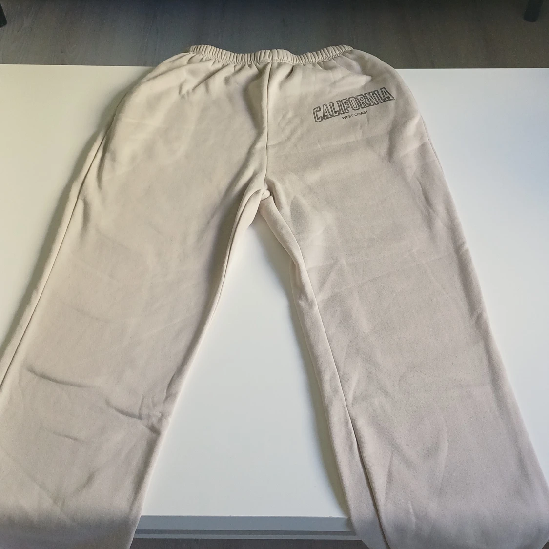 Beiga mjukisbyxor strl M