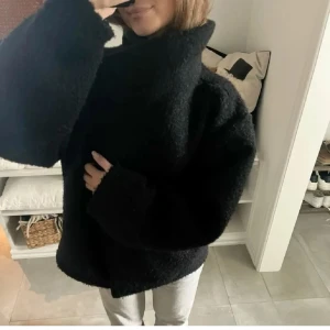 Teddyjacka  - Så snygg och slutsåld från Gina!! Perfekt till höst och vinter💕💕🍁