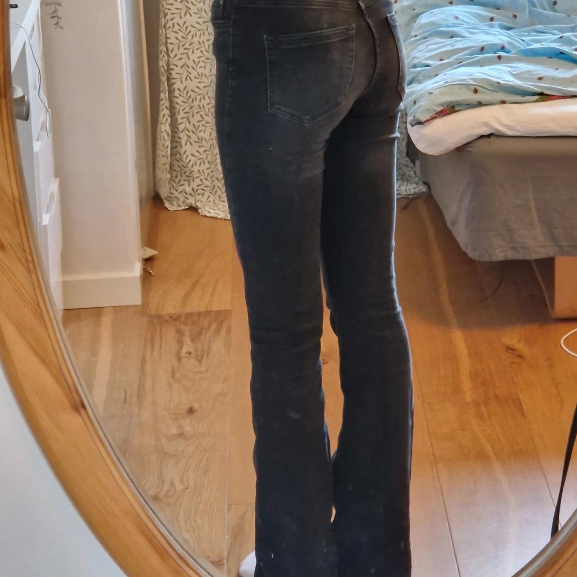 Svart Midwaist Bootcut Jeans  - 1