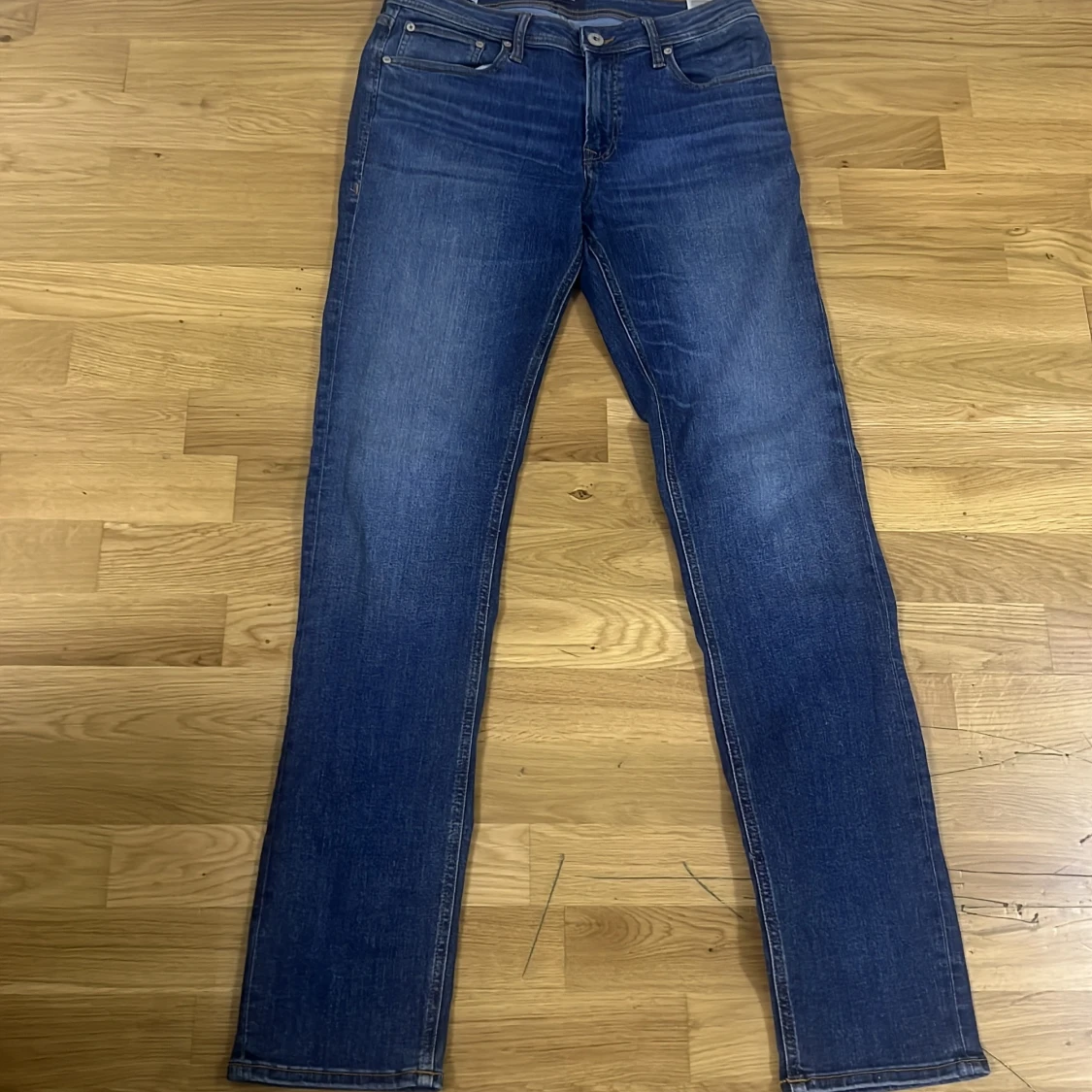 Blå jeans från Jack & Jones, stl 32/36 - 2