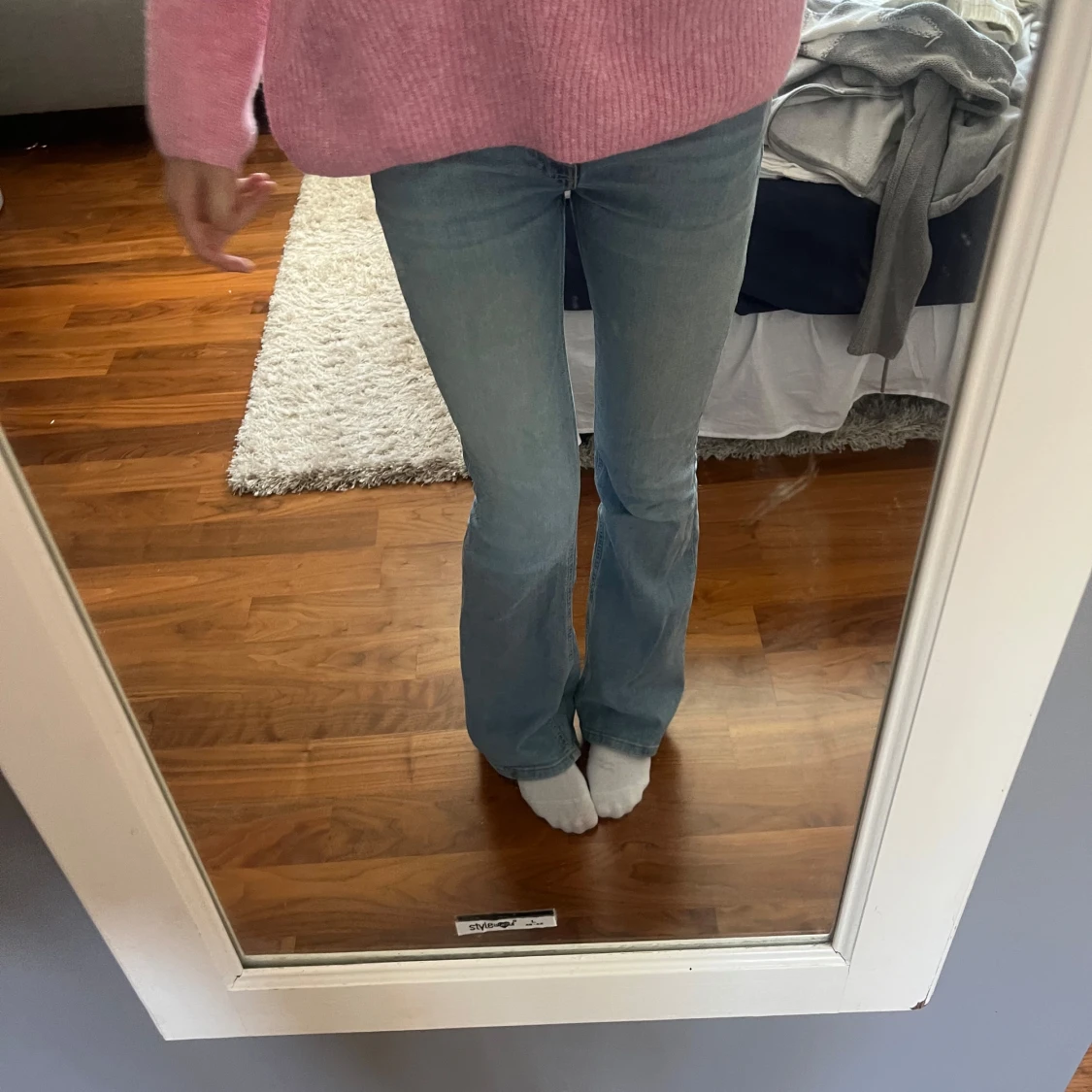 Ljusblå bootcut jeans