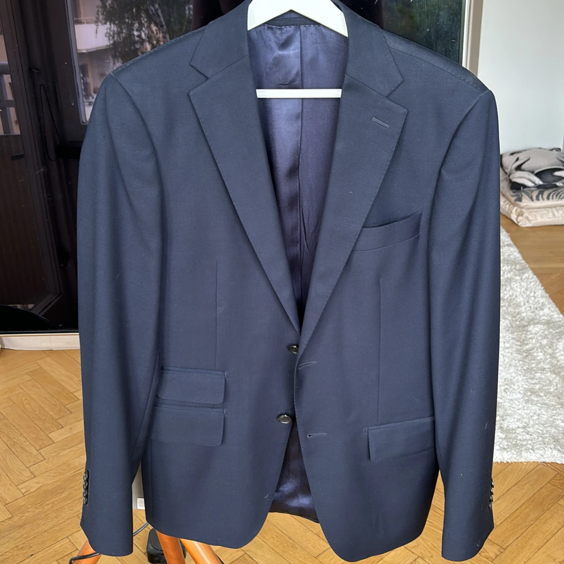 Mörkblå kostym från These Glory Days || Nypris 3000kr