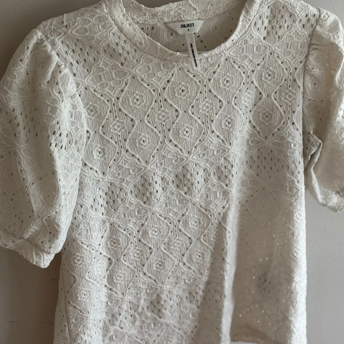 Vit spetsblus från Object