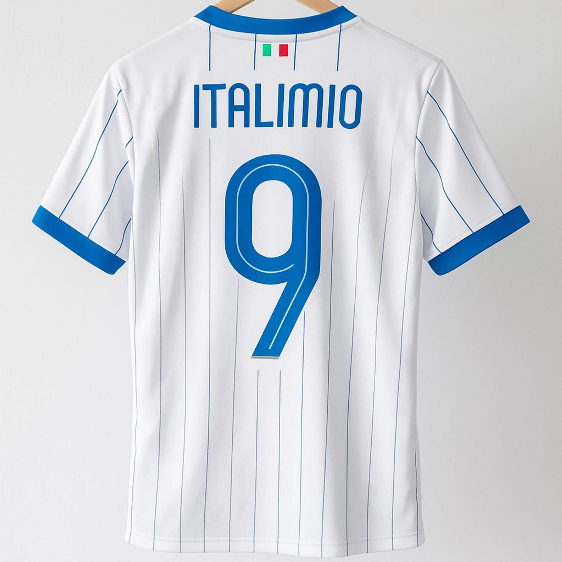 Italiensk fotbollströja med blå ränder - 1