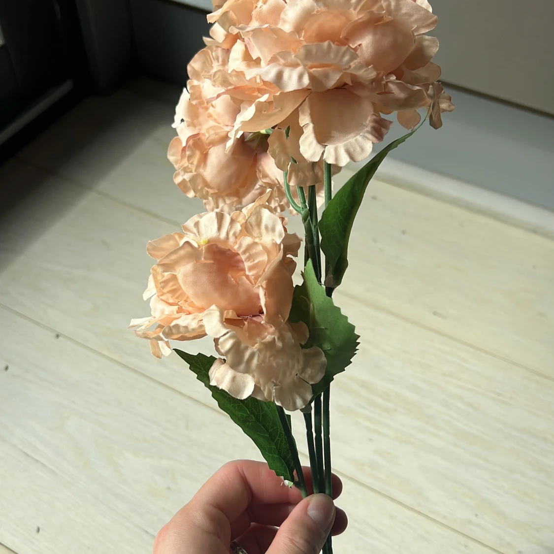 Rosa oanvänd plastblomma - 2