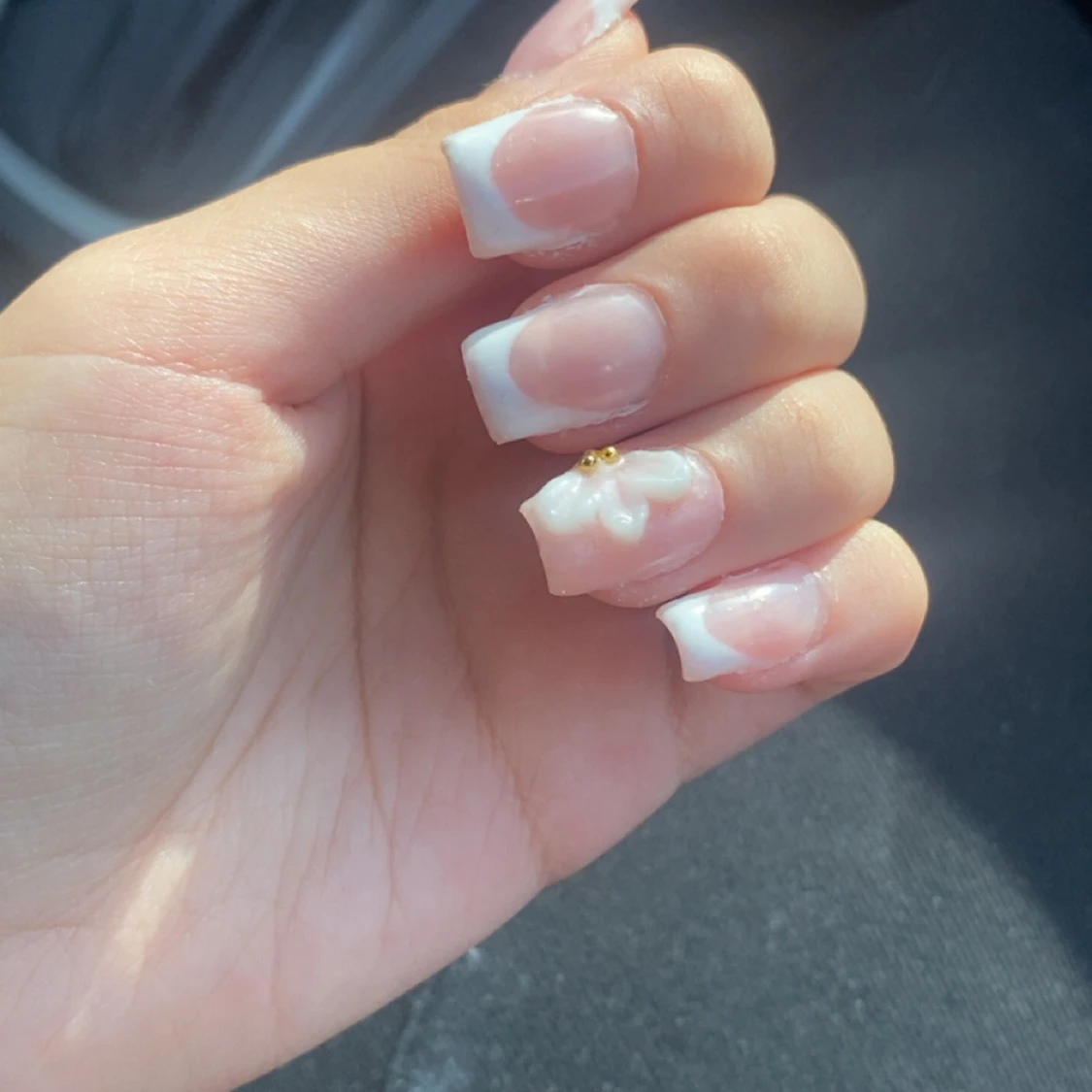 Franska naglar med 3D-blomma (XXS-XL)