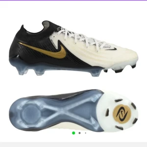 Nike phantom gx 2 elite/ nike tiempo legend 10 elite - Intressekoll på dessa kan skicka bilder på skorna privat har boxen och påsen till båda kom med frågor och prisförslag
