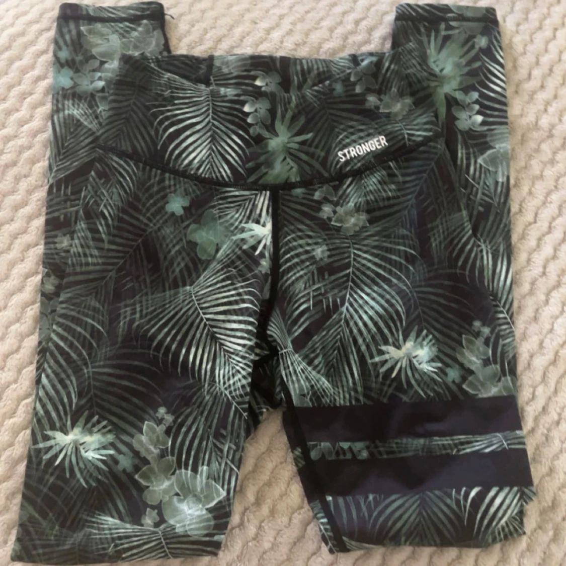 Tränings tights från Stronger