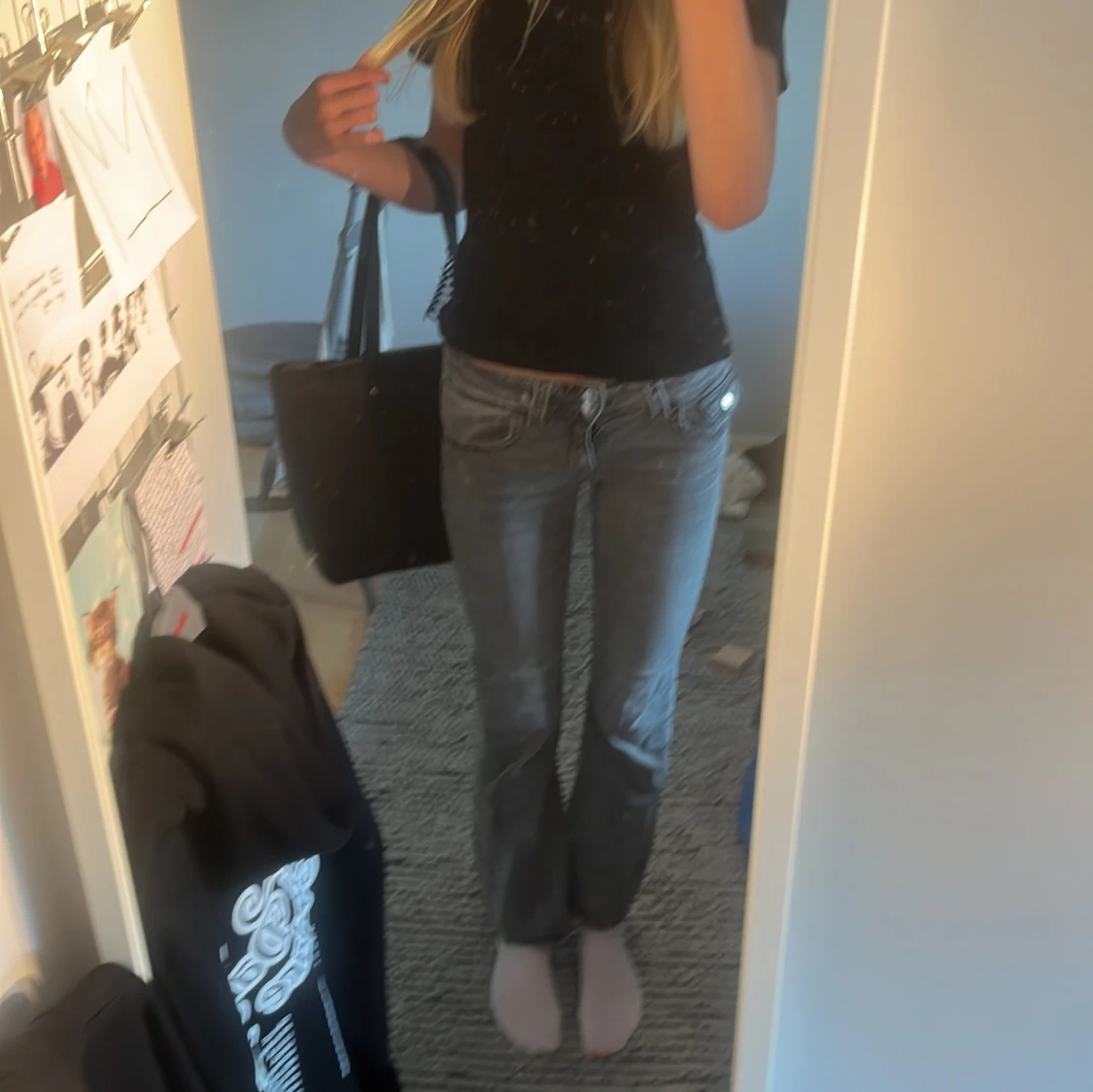 Grå bootcut jeans från Gina Tricot