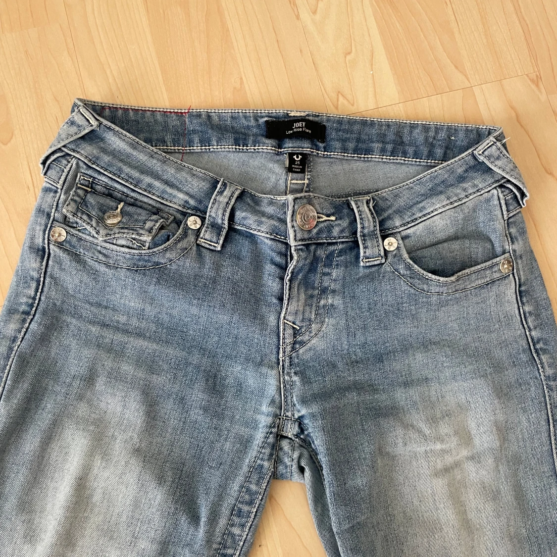 True Religion lågmidjade bootcut jeans W25 - 1