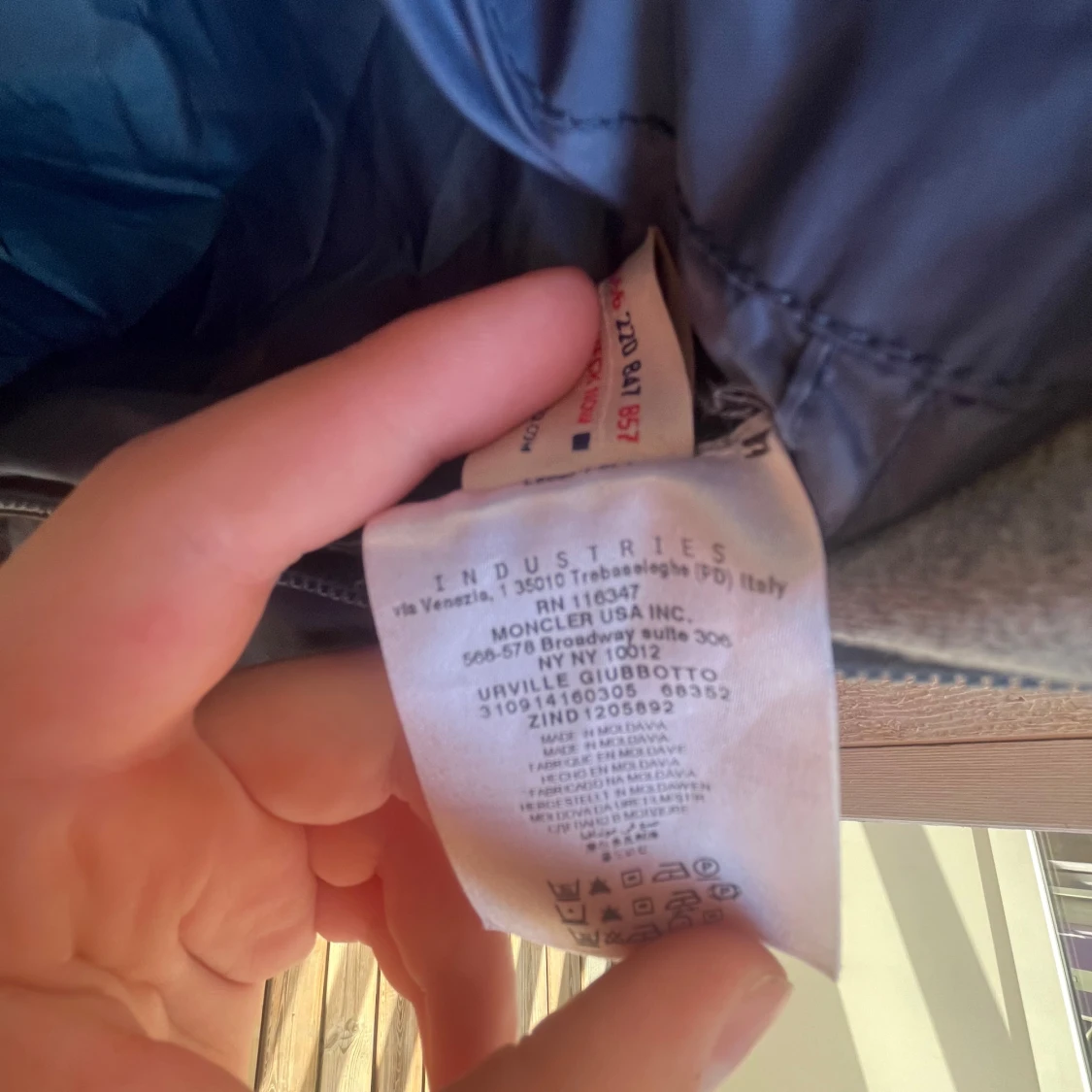 Blå vindjacka från Moncler - 3