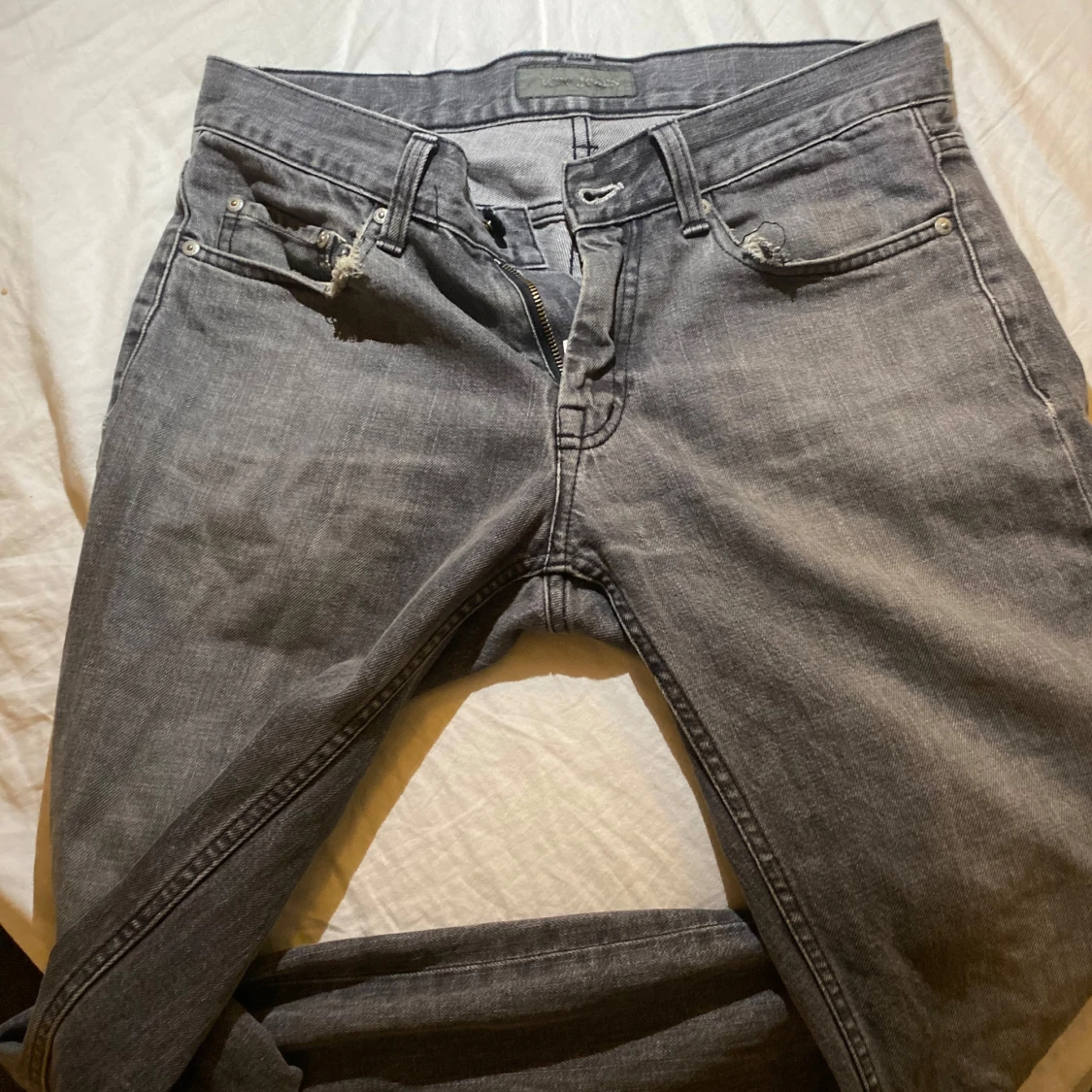 Grå jeans från Acne Jeans - 1