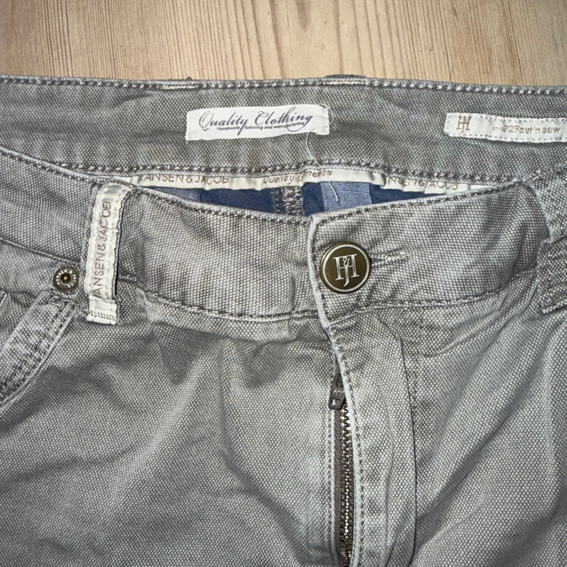 Grå jeans från Hansen & Jacob - 1