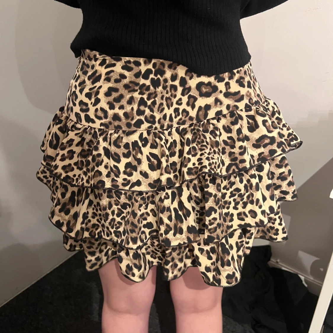 Leopardmönstrad volangkjol - 1