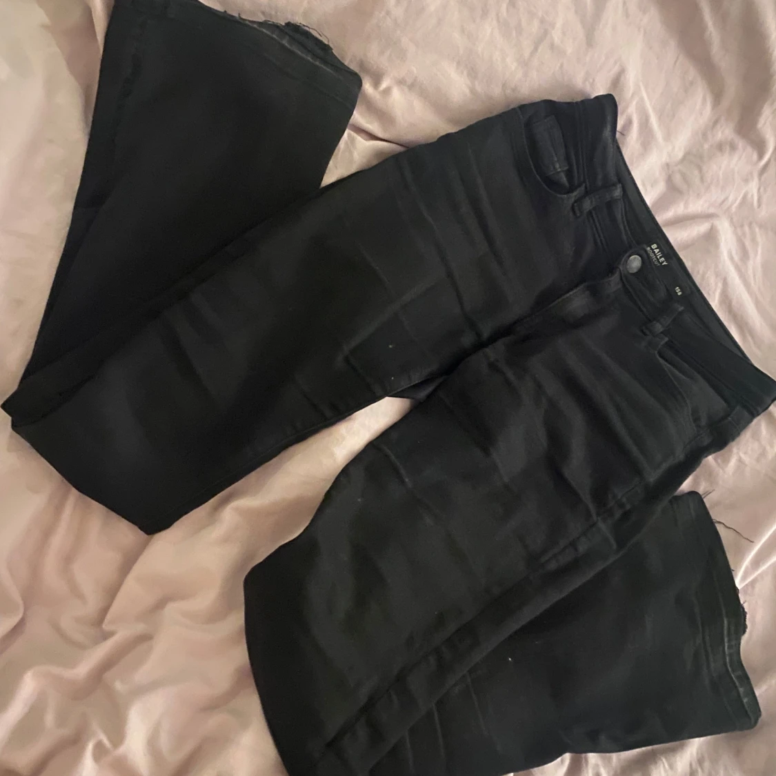 Svarta bailey bootcut jeans