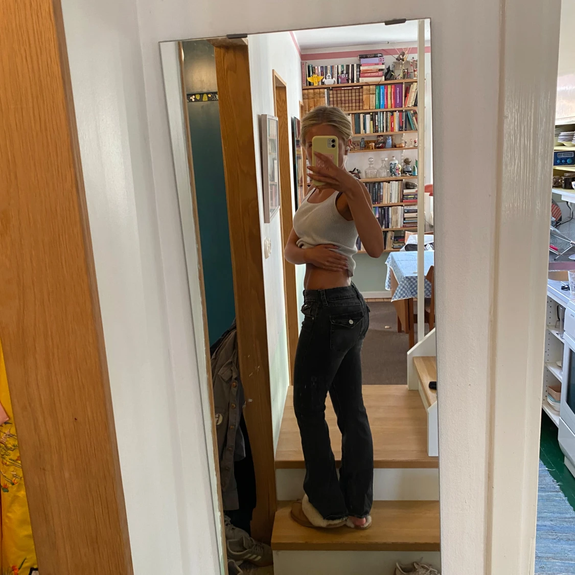 Svarta bootcut jeans med låg midja - 2