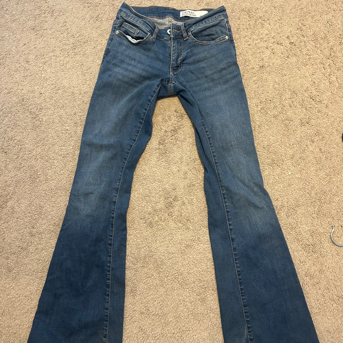 Mid waist flared jeans 