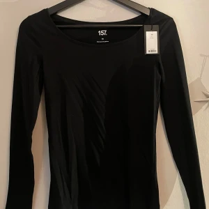 Tunn långärmad tröja från lager 157 - Helt ny med prislapp