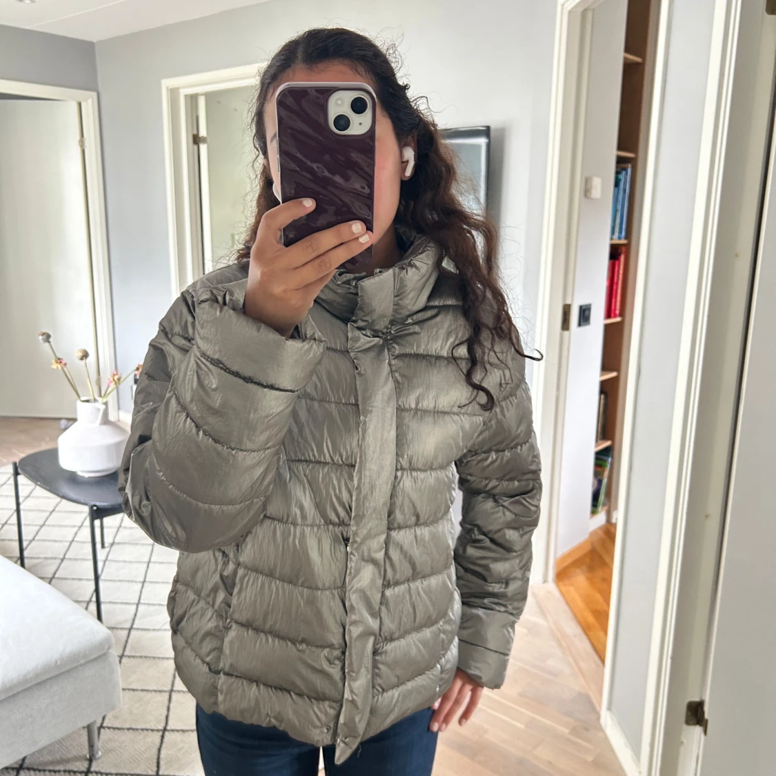 Silvrig pufferjacka från Zara - 1