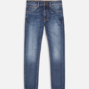 💫Nudie jeans💫 - Hej! Säljer nu dessa sjukt snygga Nudie jeans i modellen Lean Dean. Dom är i färgen Troubled Sea som är jättefin. Slim fit passform. Storlek 28/30 passar dig som är 168-180cm lång. Dom är i fint skick. Nypris 1600kr Hör av er vid frågor eller funderingar🤩💫