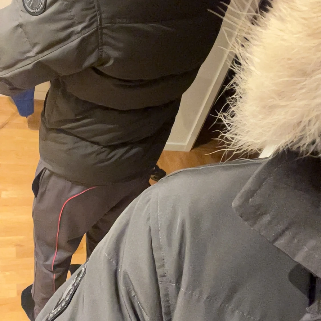 Grå dunjacka från Canada Goose - 1