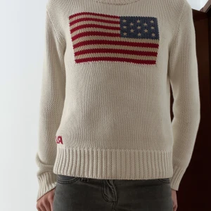 Ralph Lauren tröja - Ralph Lauren stickad tröja❣️ nypris 1999kr. Köpt på barnavdelningen storlek XL (16y) men sitter som XS/S. Fint skick. 