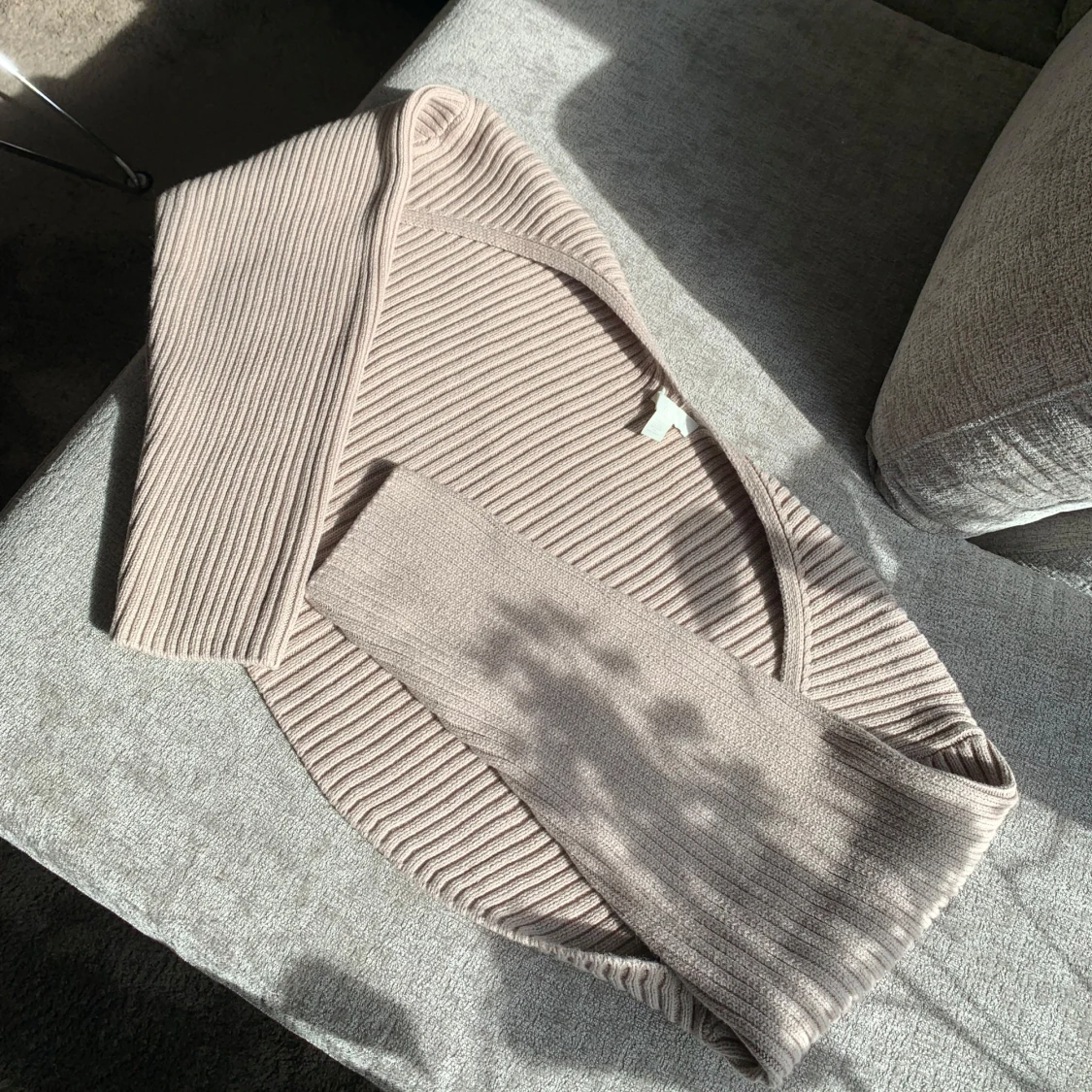 Beige ribbad kofta - 2