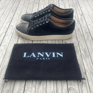 Lanvin skor - Snygga Lanvins| Skick 7,5/10| ✅Lanvin dustbag ingår| ✅Nypris 4999kr| 🤩Hör av er vid frågor/funderingar!