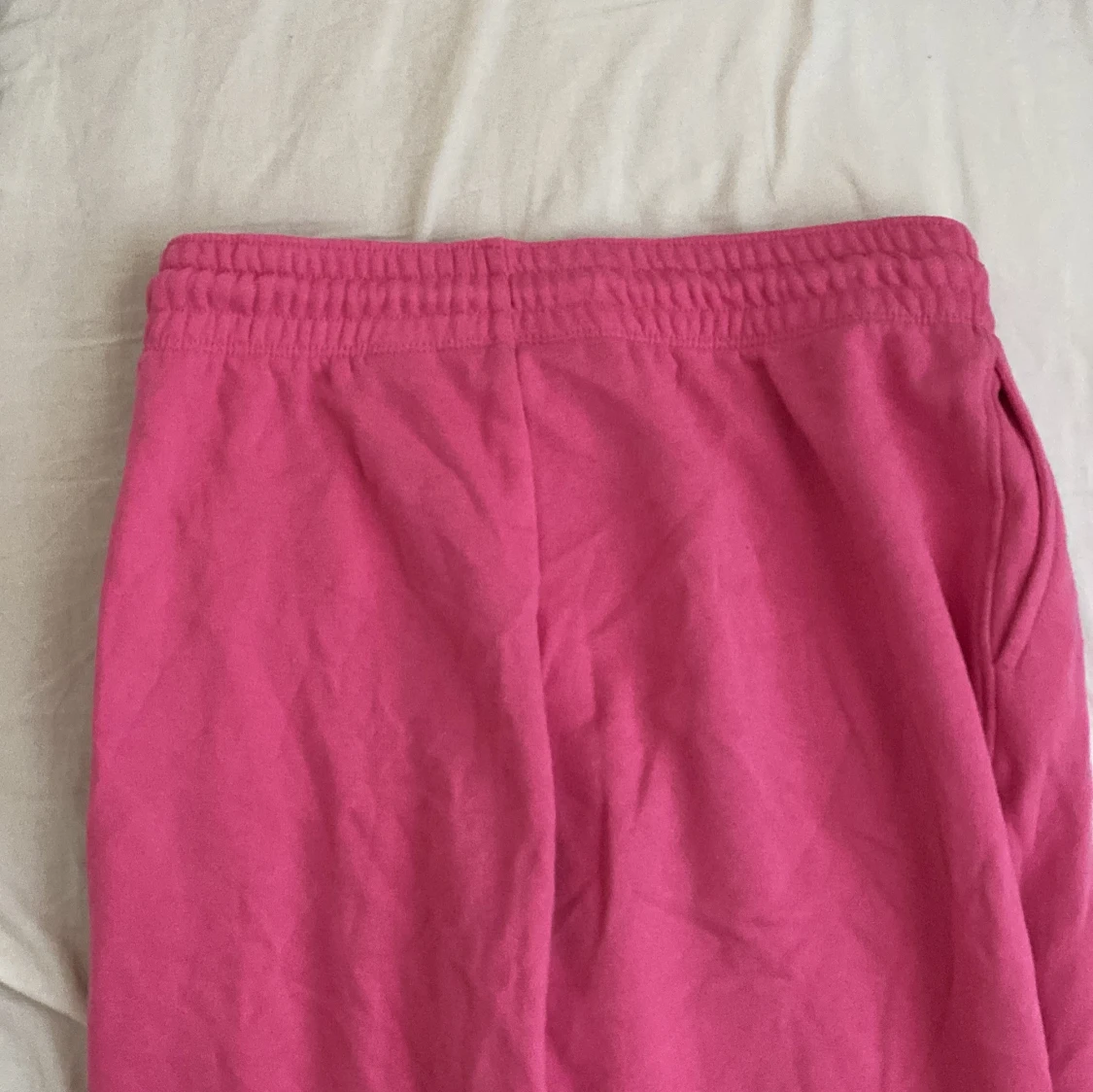 Rosa mjukisbyxor med snörning - 3