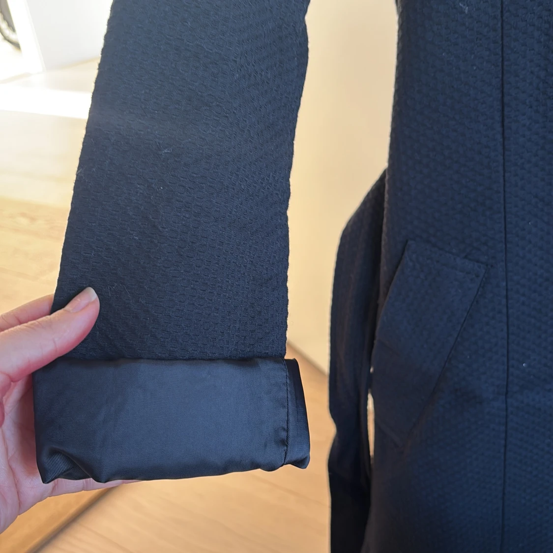 Svart kappa från Riley - 3