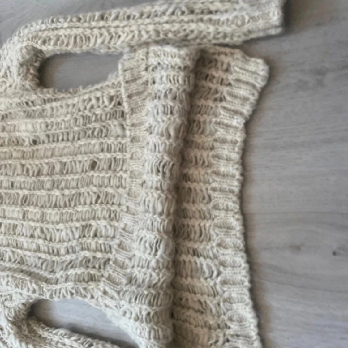Beige stickad tröja - 2