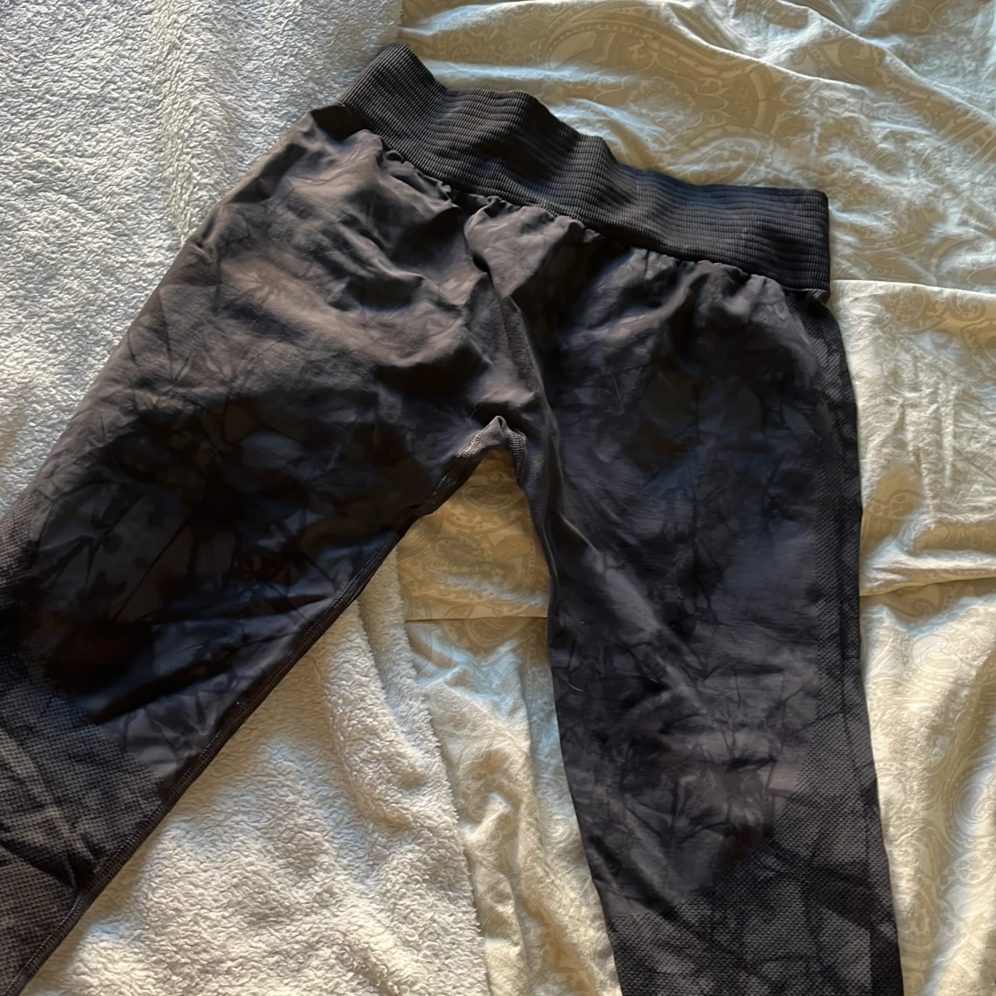 Mörka träningsleggings från ICANIWILL - 3