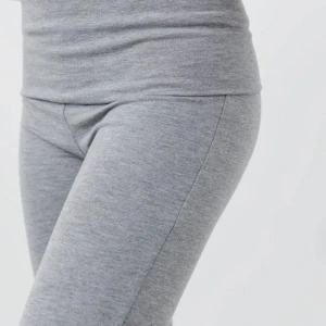 Grå yoga leggings  - Fina yoga leggings i väldigt bra skick