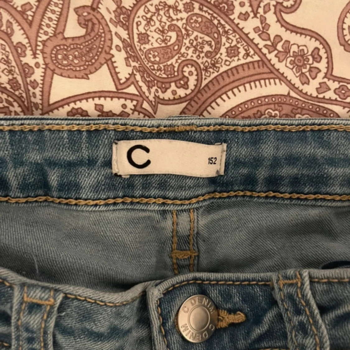 Blå jeansbyxor i klassisk modell - 2