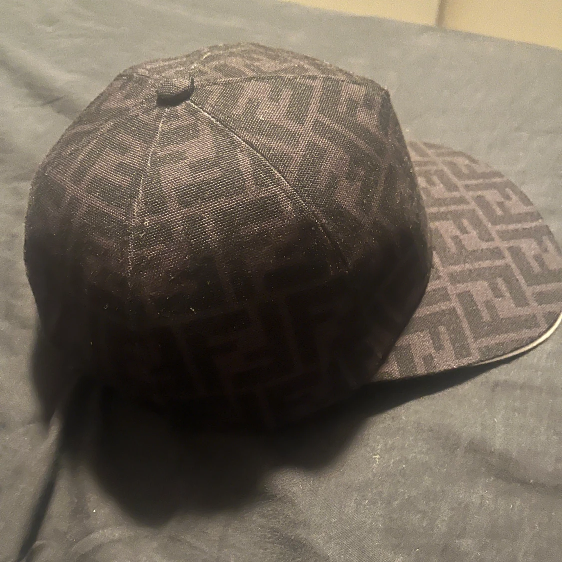 Svart Fendi keps  - 2
