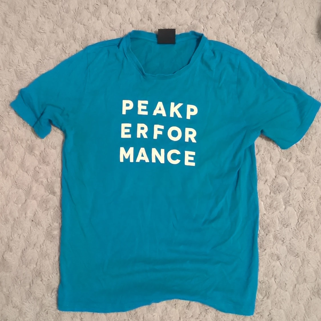 Blå t-shirt med tryck från Peak Performance