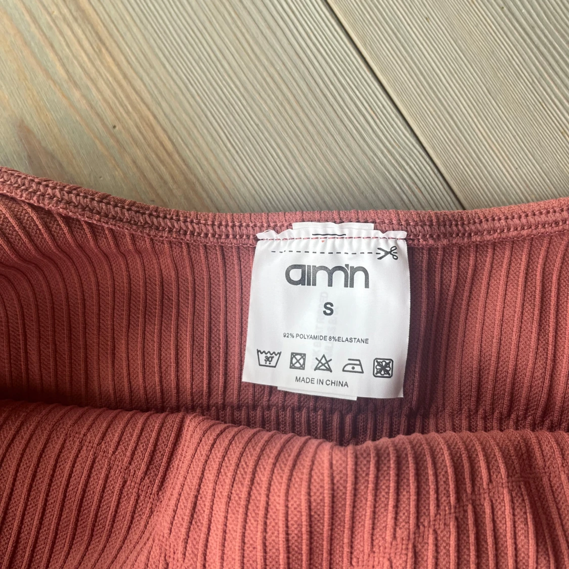 Rosa ribbade träningstights från Aim'n - 2