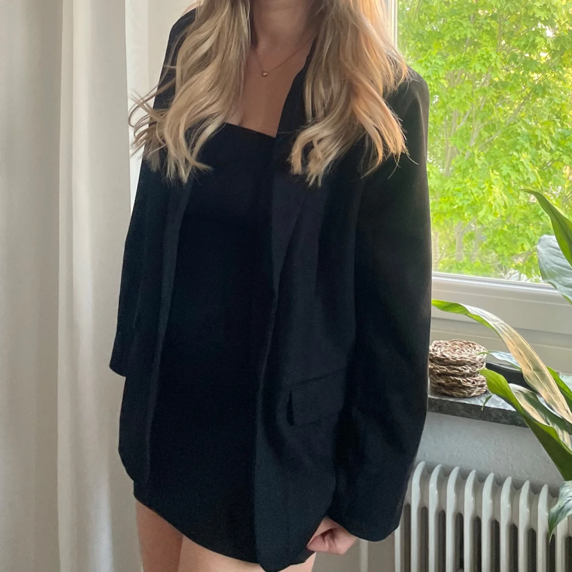 Svart kortklänning från NA-KD