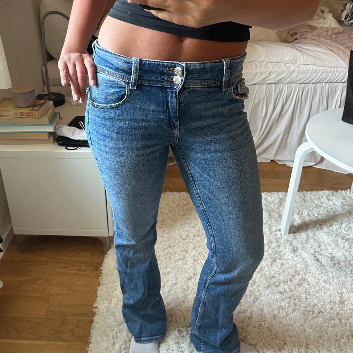 Bootcut jeans med låg midja